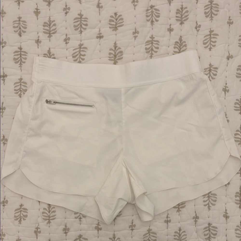 Athleta Women's White Shorts- size 8